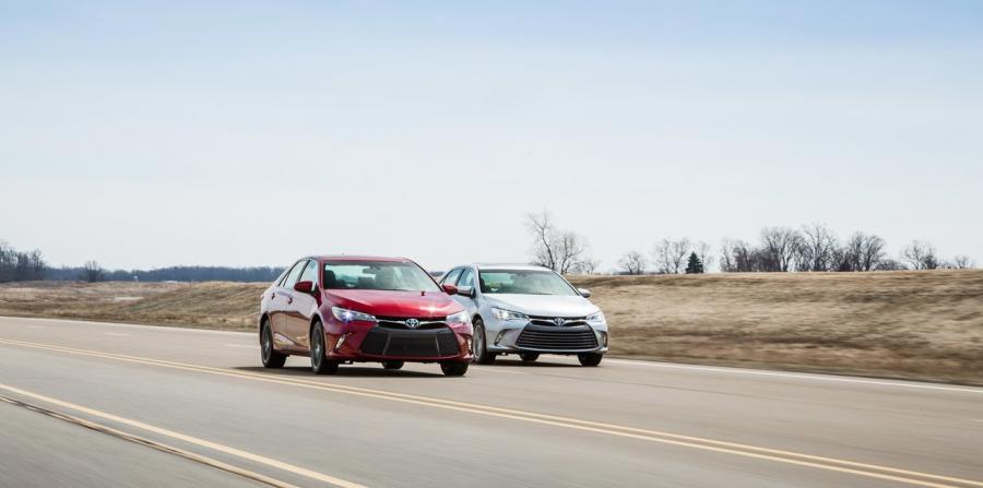  Toyota Camry 2015 года  (фото 21 из 78)